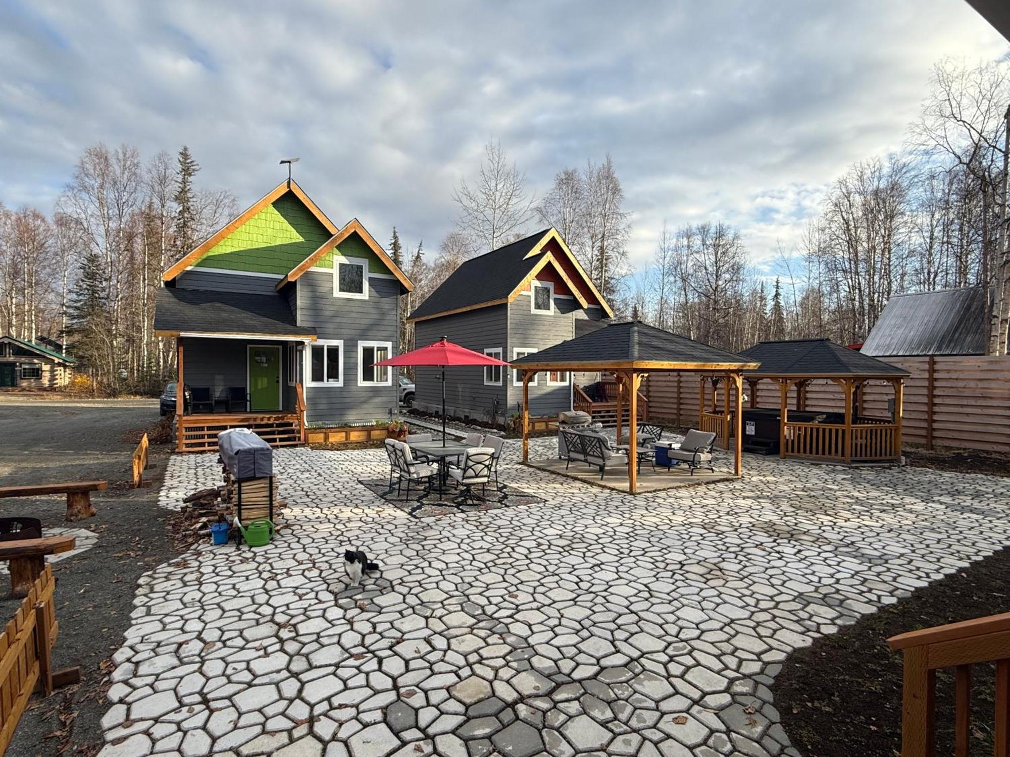 Log With Hot Tub Unit 1